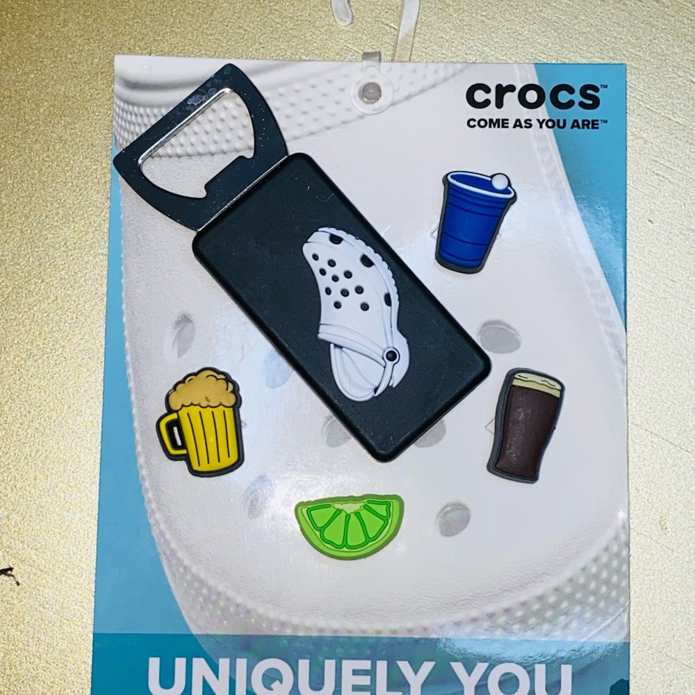 CROCS charm set